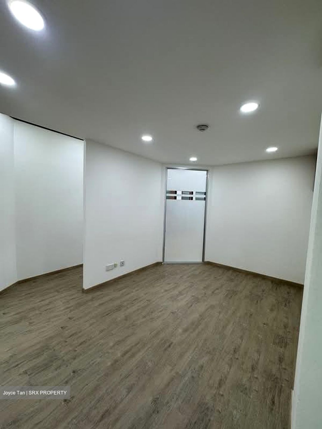 Manhattan House (D3), Office #578550621